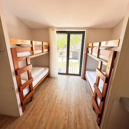 Vvf Haute Loire Üdülőpark 3*